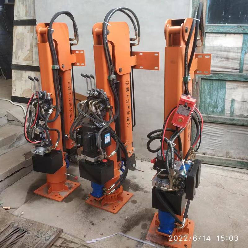 普兰店区重汽蓝牌随车吊 3.2吨 国六动力强 液压驱动 农用自卸起重机